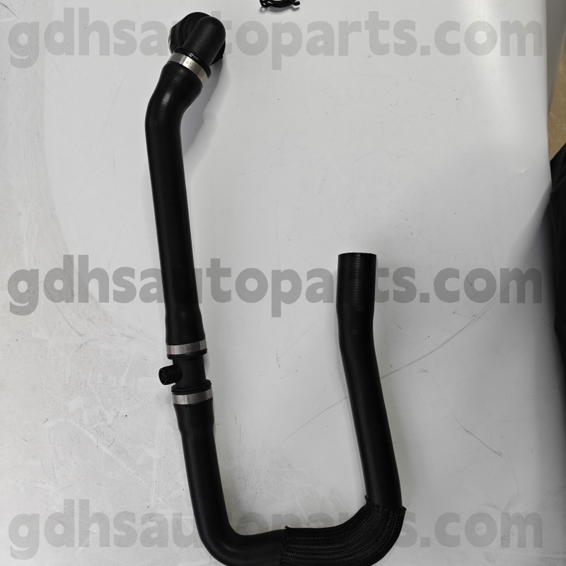 320231 Nissens Radiator Zgornja cev za Evoque, Discovery, Freelander 2 OE št. LR032347