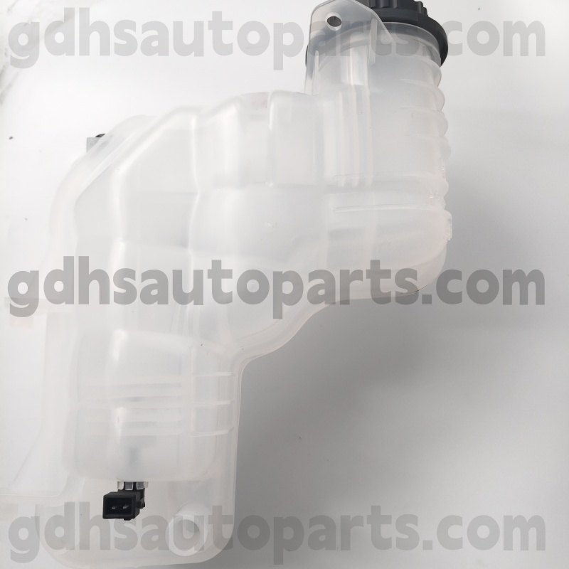 996242 Rezervoar hladilne tekočine Nissens za Range Rover OE št. LR023080